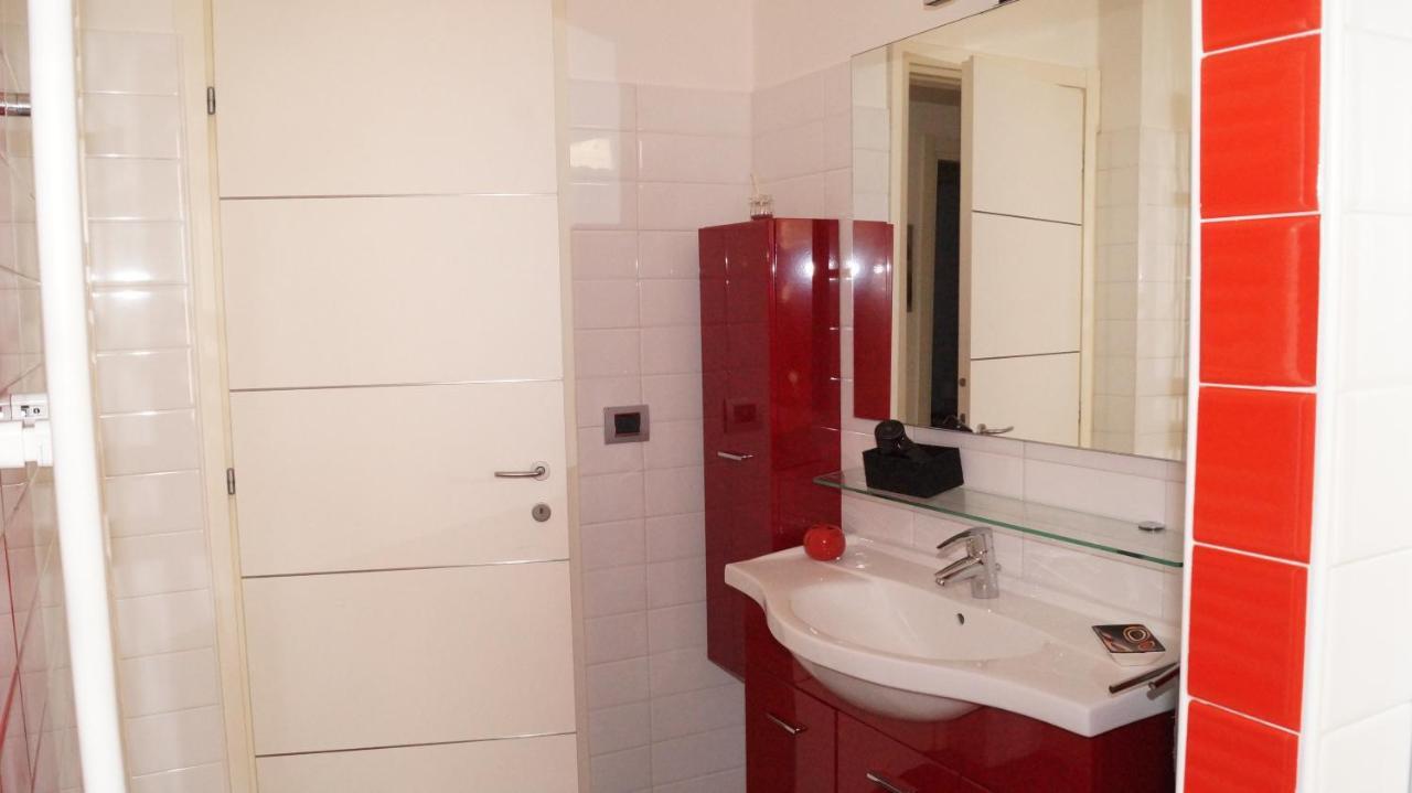 Bed And Breakfast Da Nonna Ezia Αλμπένγκα Εξωτερικό φωτογραφία