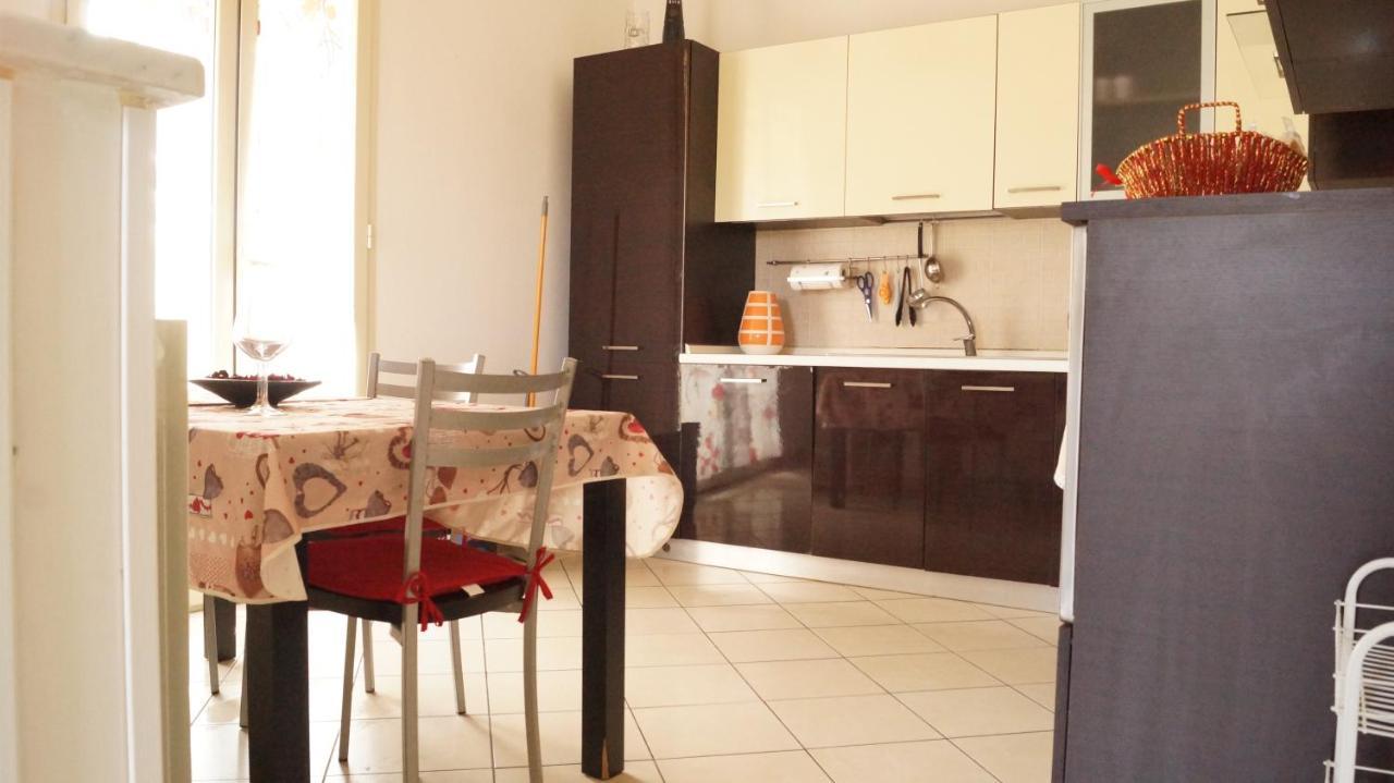 Bed And Breakfast Da Nonna Ezia Αλμπένγκα Εξωτερικό φωτογραφία